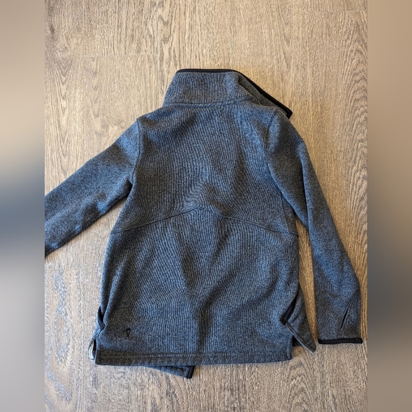 Ivivva size 6 girls wrap sweater - Picture 4 of 5